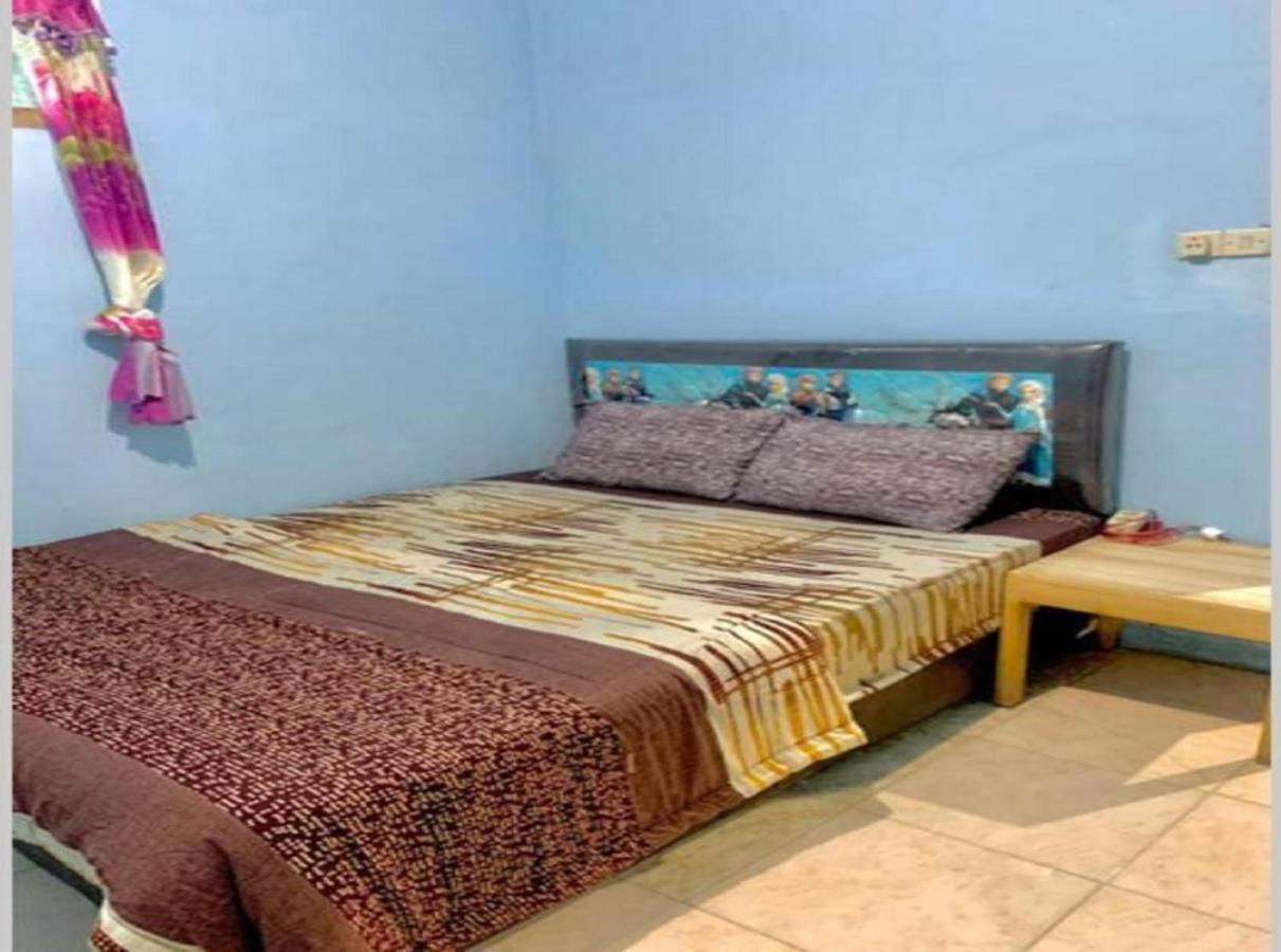 Express O 91370 Rumah Pemandangan Semeru Asli Lumajang Экстерьер фото